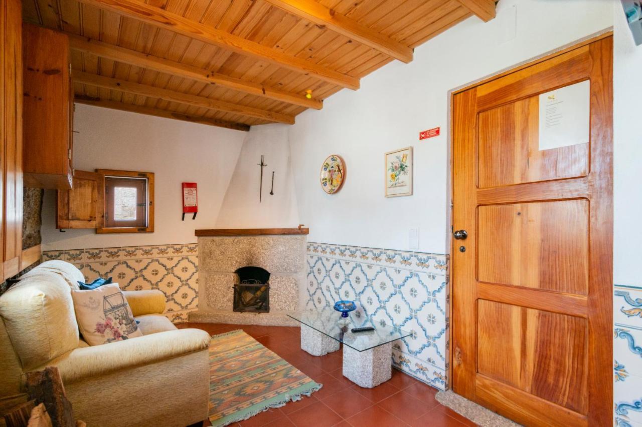 Casa Do Boco Villa โอลีเวราดวสปิตาล ภายนอก รูปภาพ