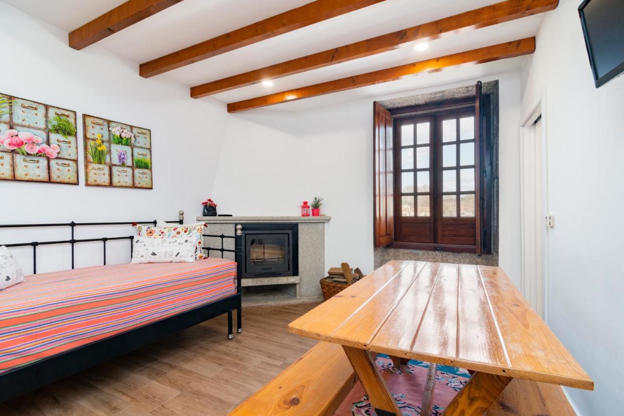 Casa Do Boco Villa โอลีเวราดวสปิตาล ภายนอก รูปภาพ